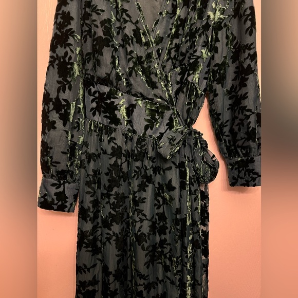 Affectionately Yours Dress - Picture 4 of 6